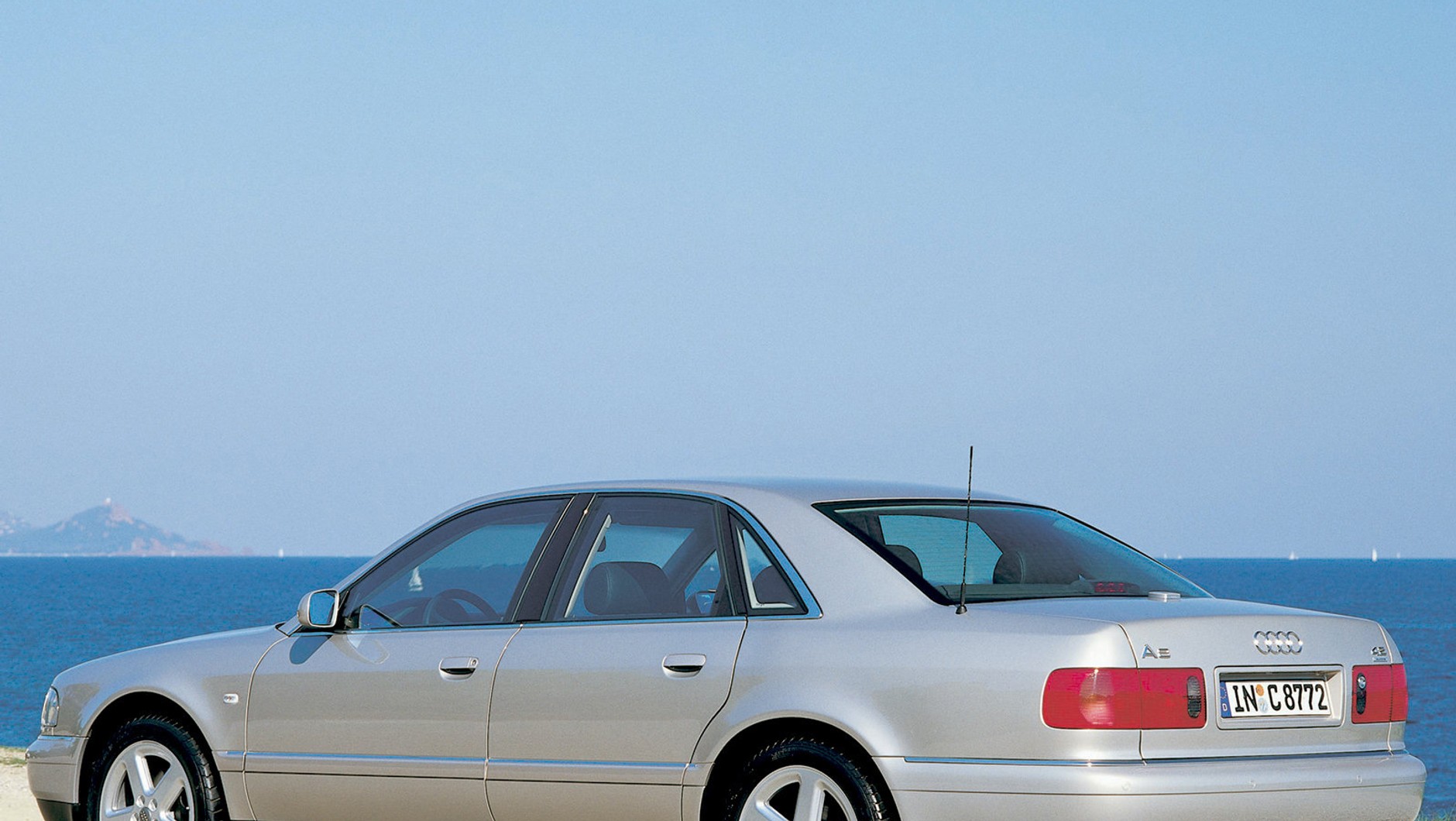Audi A8 D2 (1994-2002)