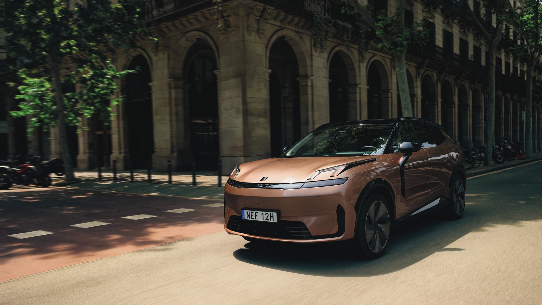 Lynk & Co 08