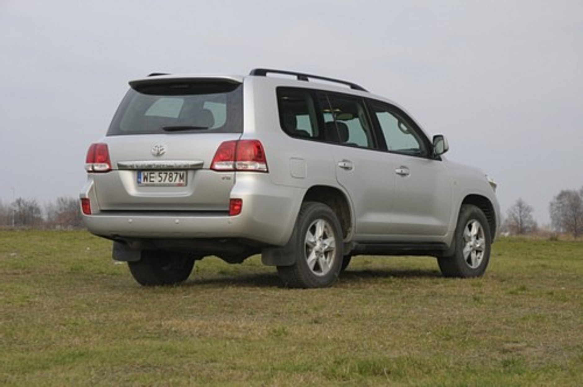 Toyota Land Cruiser v8 4.7 - Kolos w terenie