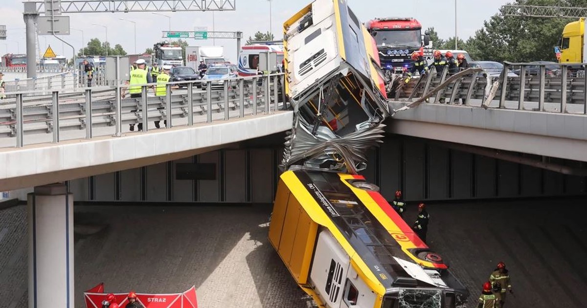 wypadek autobusu w Warszawie