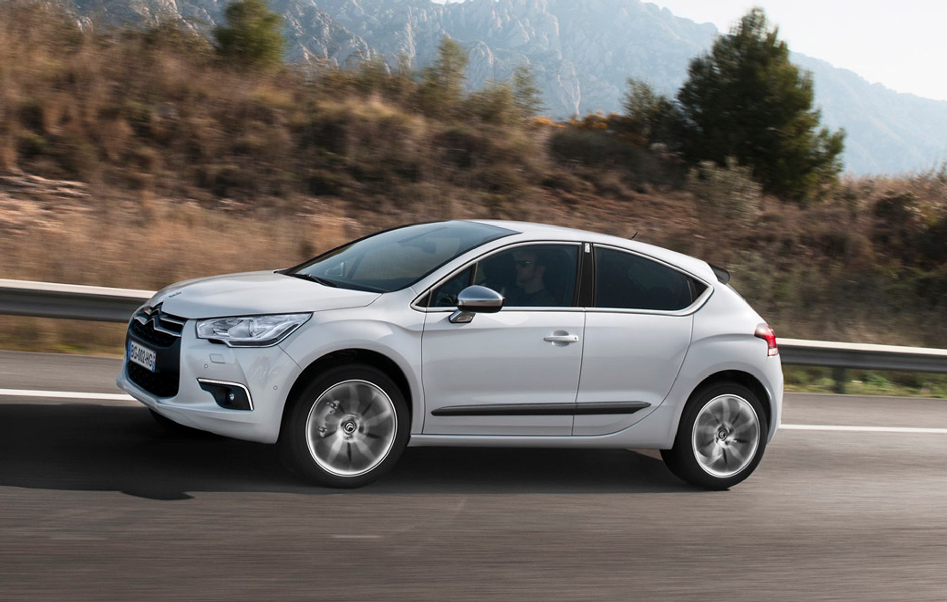 Citroen DS4: auto nie dla sztywniaków