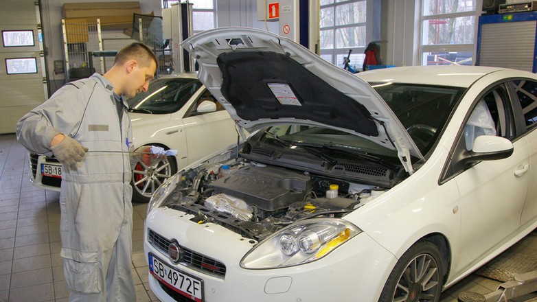 Ile kosztuje gwarancja na samochód?