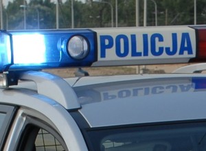 Samochody odkryte w stawie - akcja wydobywcza w woj. lubuskim