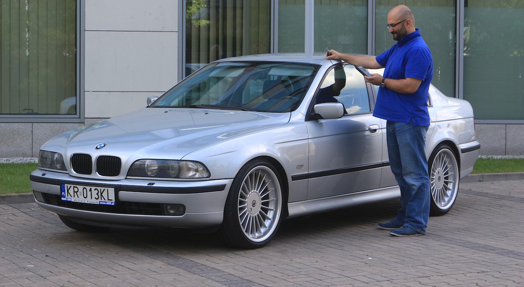 Jak poprawnie mierzyć lakier?