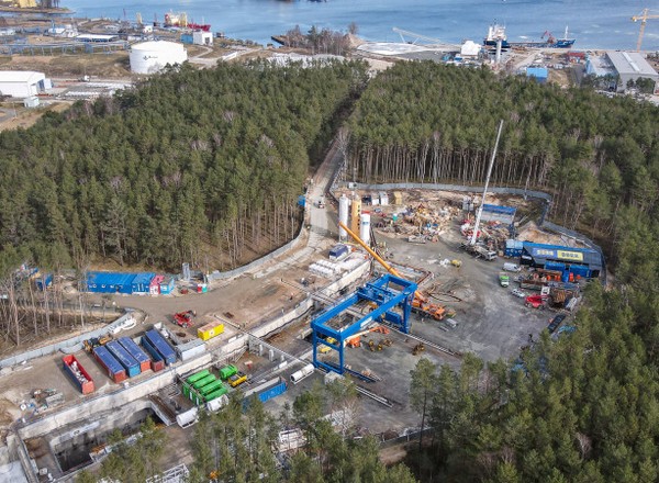 Tunel w Świnoujściu - rozpoczęto drążenie pod Świną