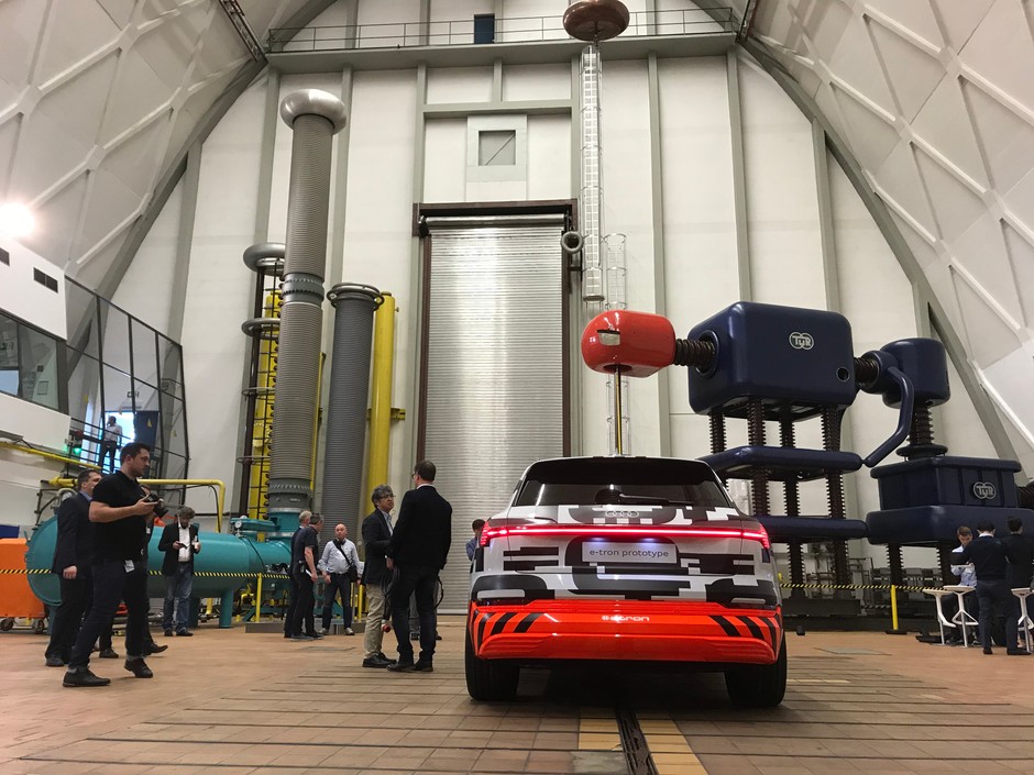 Audi e-tron