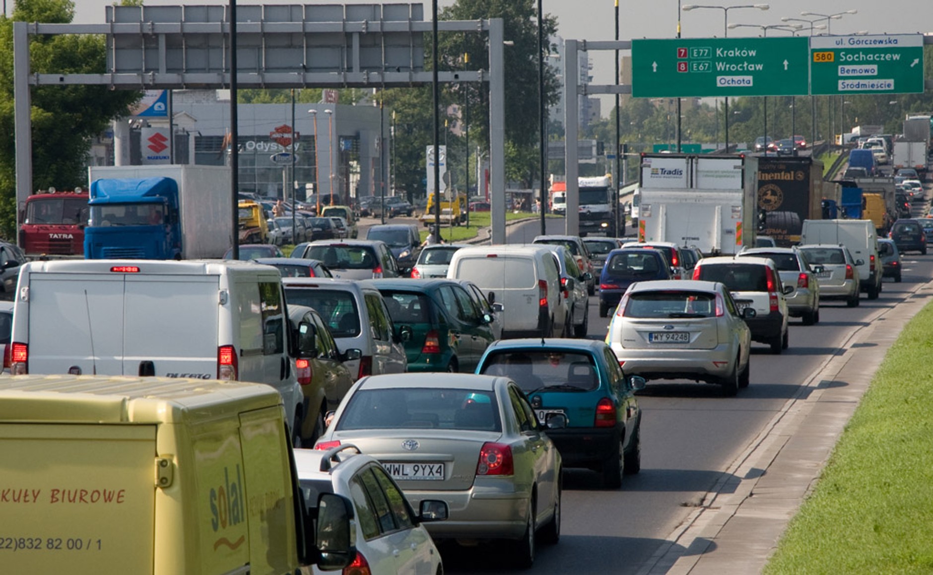 Dlaczego z CB-radiem jedzie się bezpieczniej?