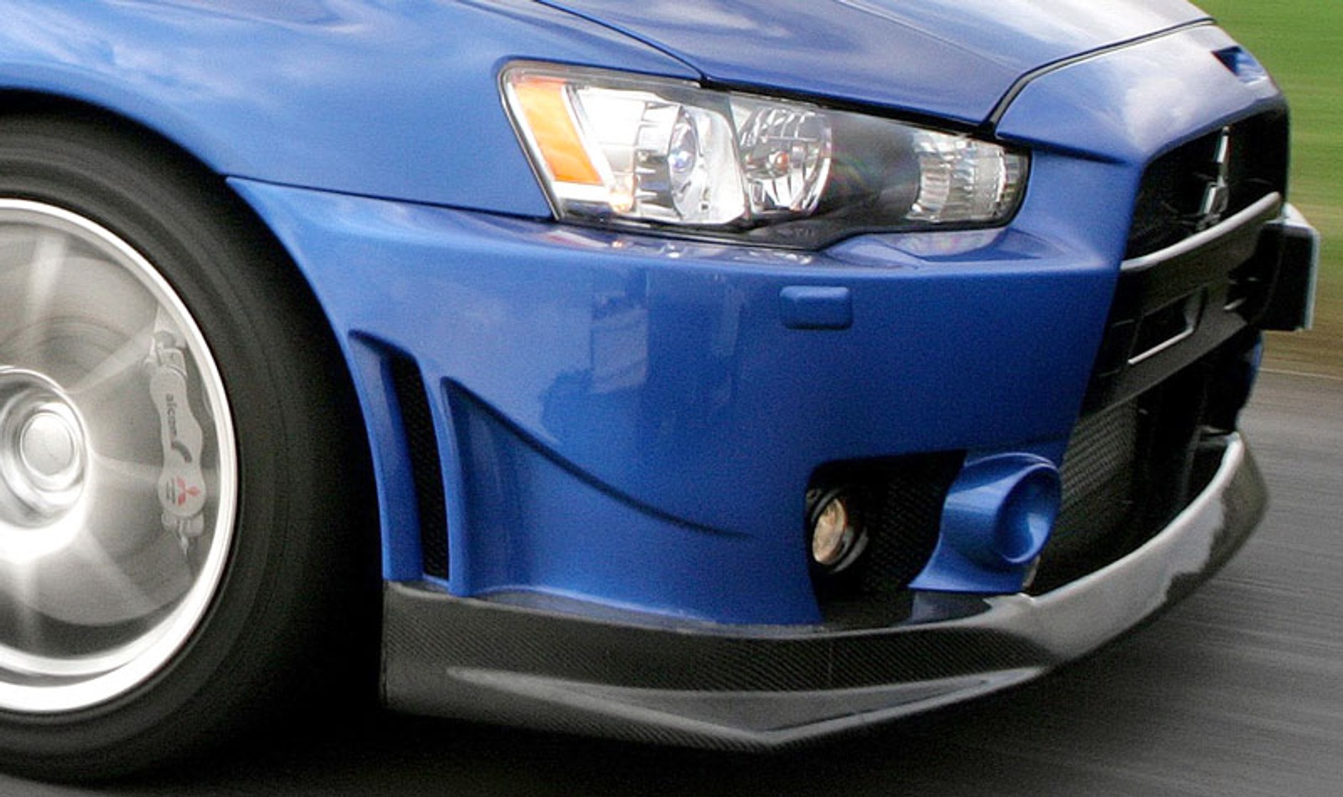 Mitsubishi Lancer Evo X FQ-400: fotogaleria