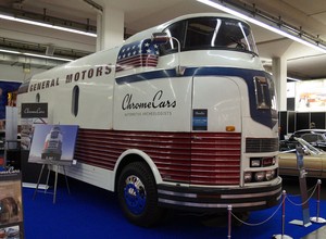 GM Futurliner na Techno Classica w Essen
