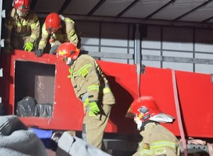 Zatrzymali tira do kontroli. Odkryli podejrzaną konstrukcję. "Szybko wyszło na jaw, co jest w środku"