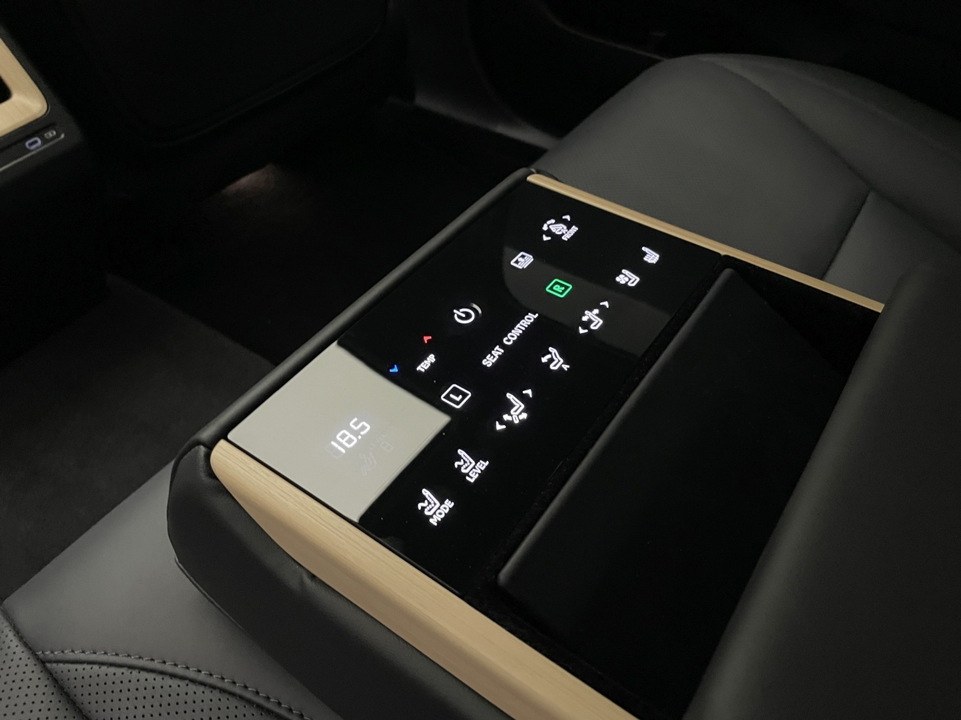 Nowy Lexus ES (2025)