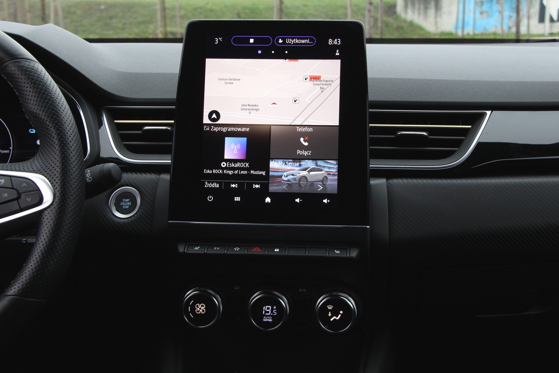 Renault Captur E-Tech full hybrid E-Tech engineered