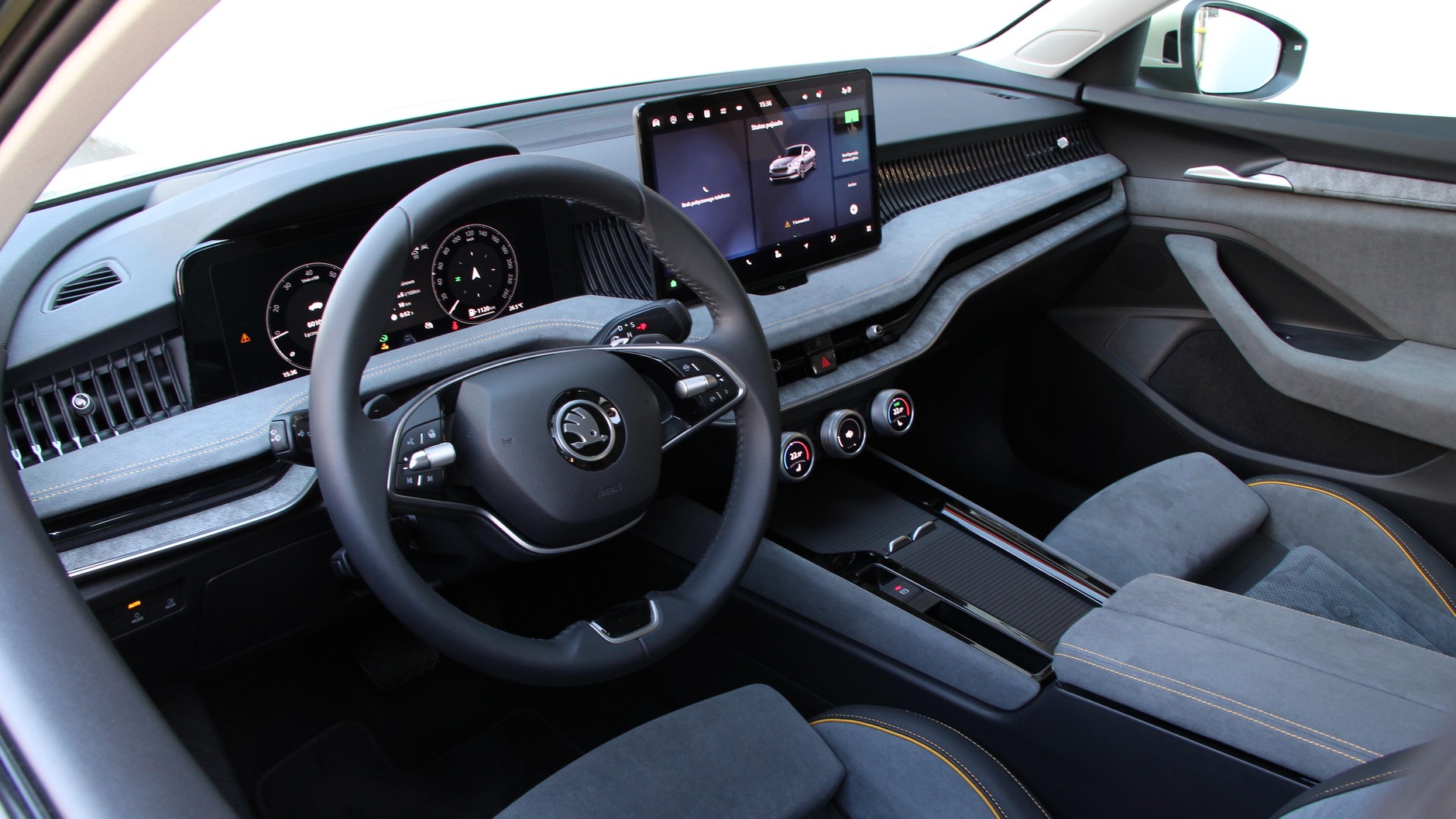 Skoda Superb 1.5 TSI m-HEV Selection