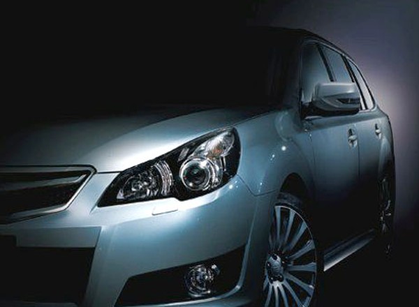 Subaru Legacy Wagon: nowe kombi stopniowo się odsłania