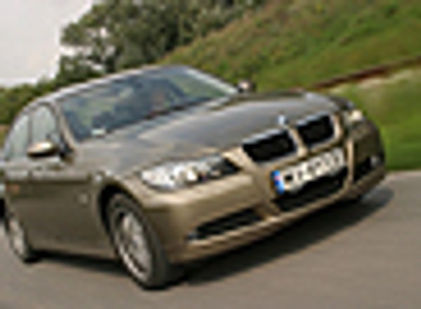 BMW 318i (e90) - Całkiem żwawe BMW