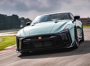 Nissan GT-R 50 by Italdesign – stylowe 720 KM