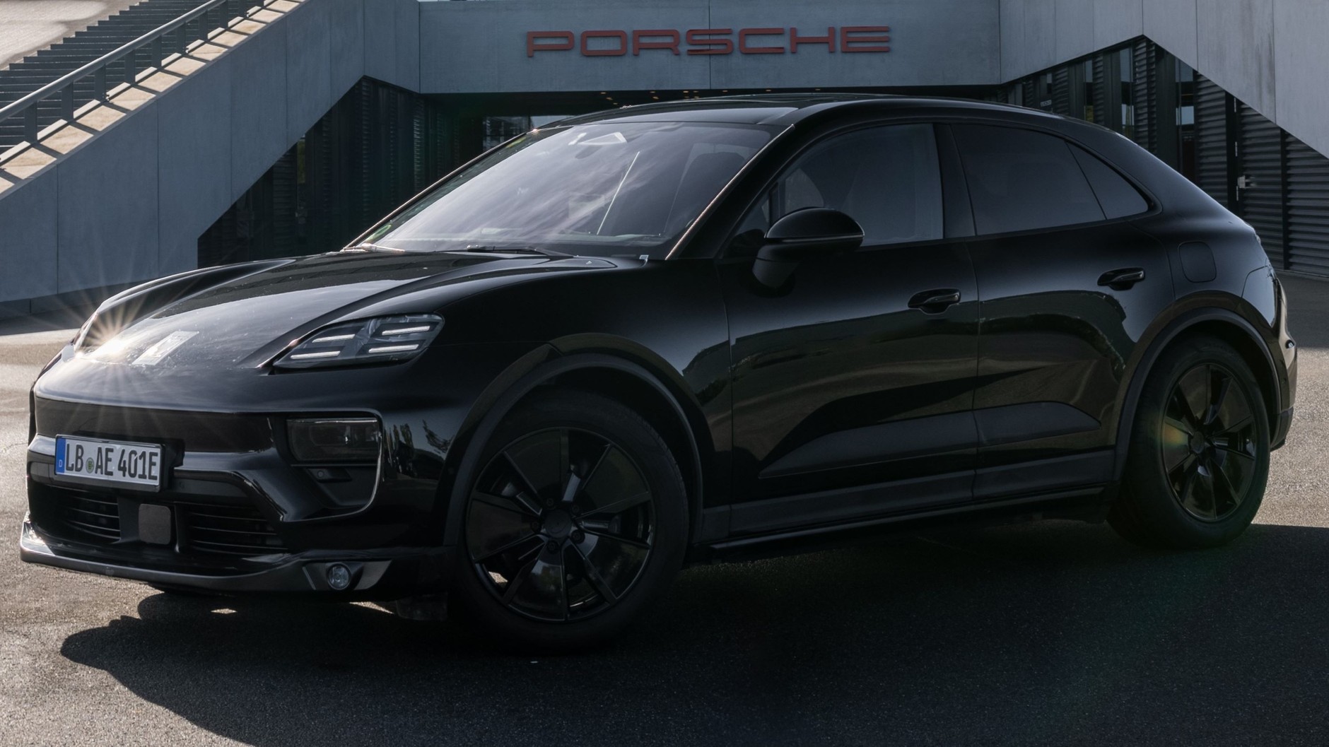 Porsche Macan (druga generacja; od 2024 r.; samochód w częściowym kamuflażu)