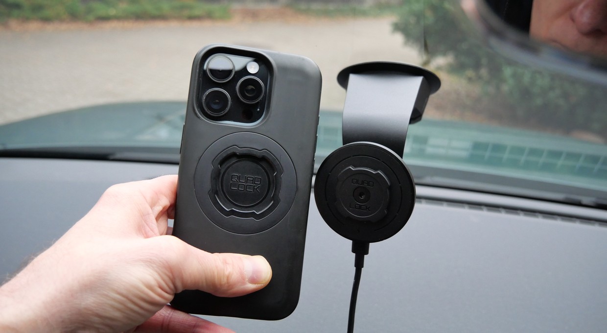 Przetestowałem chyba najlepszy samochodowy uchwyt do telefonu, jaki możesz kupić za pieniądze
