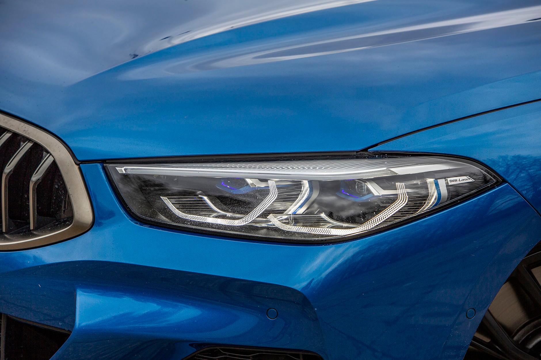 BMW M850i xDrive - co tak naprawdę potrafi topowy wariant BMW M850i?