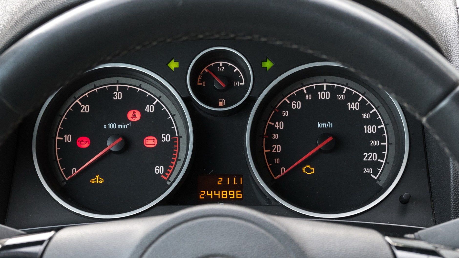 Opel Zafira B: koszty od zakupu do auta „na gotowo”