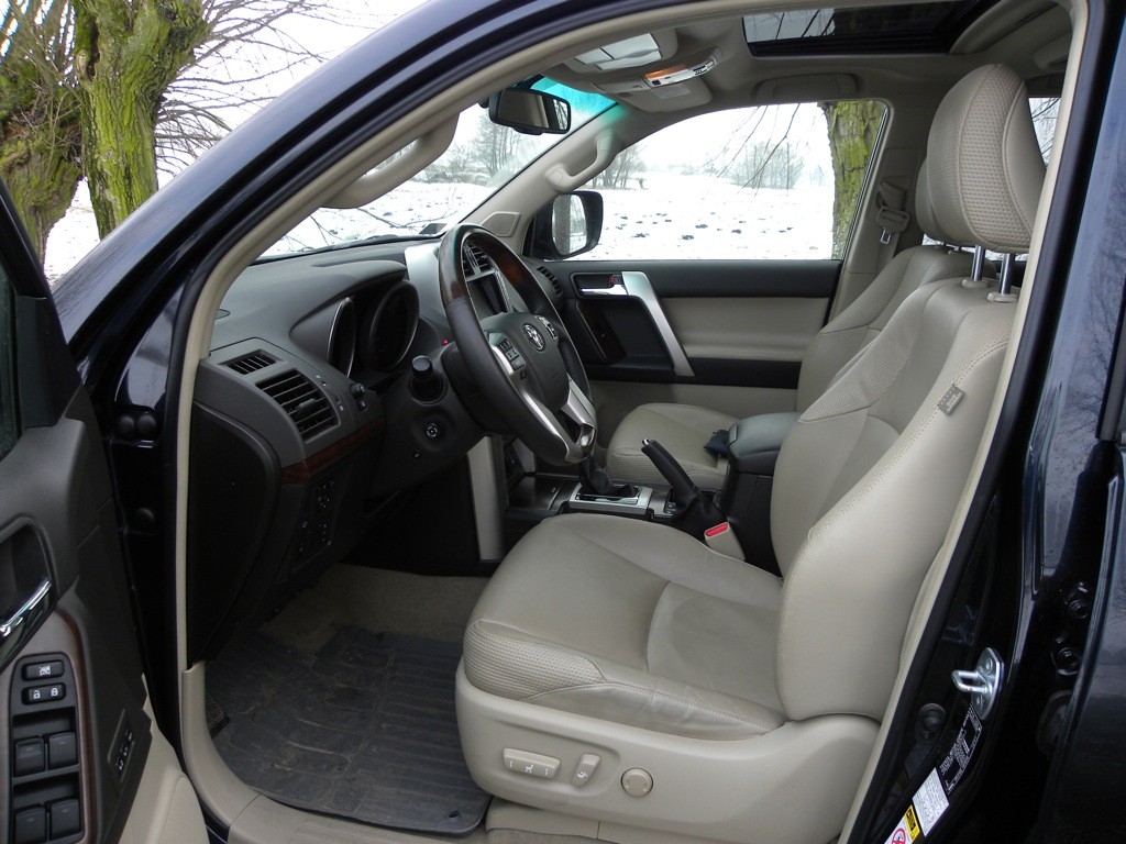 Toyota Land Cruiser: Wysoko zawieszony luksus