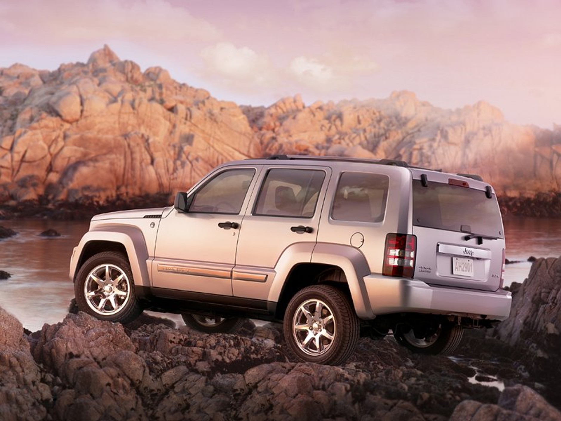 Nowy Jeep Cherokee jak zmniejszony Commander