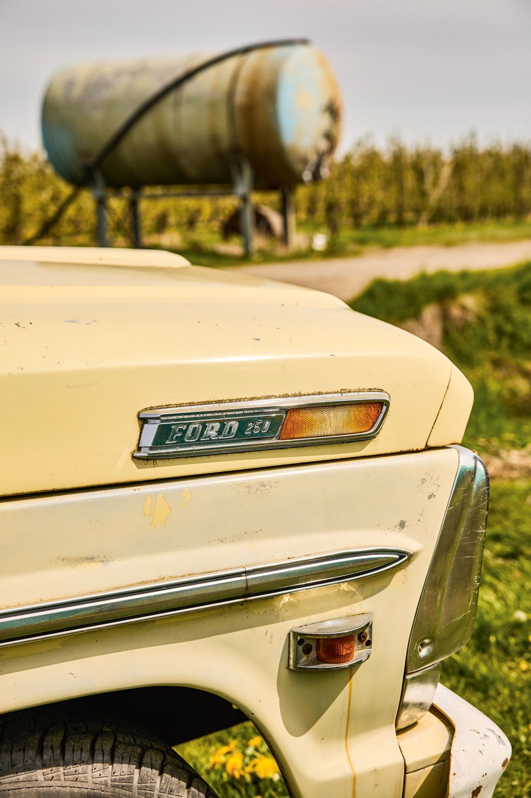 Ford F-250 Camper Special