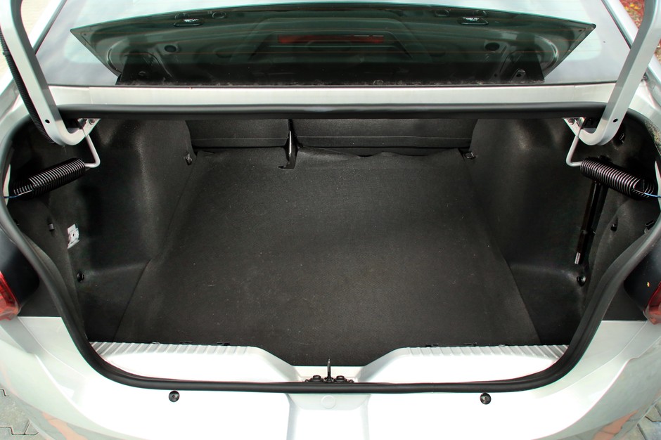 Dacia Logan 1.0 TCe 100 LPG
