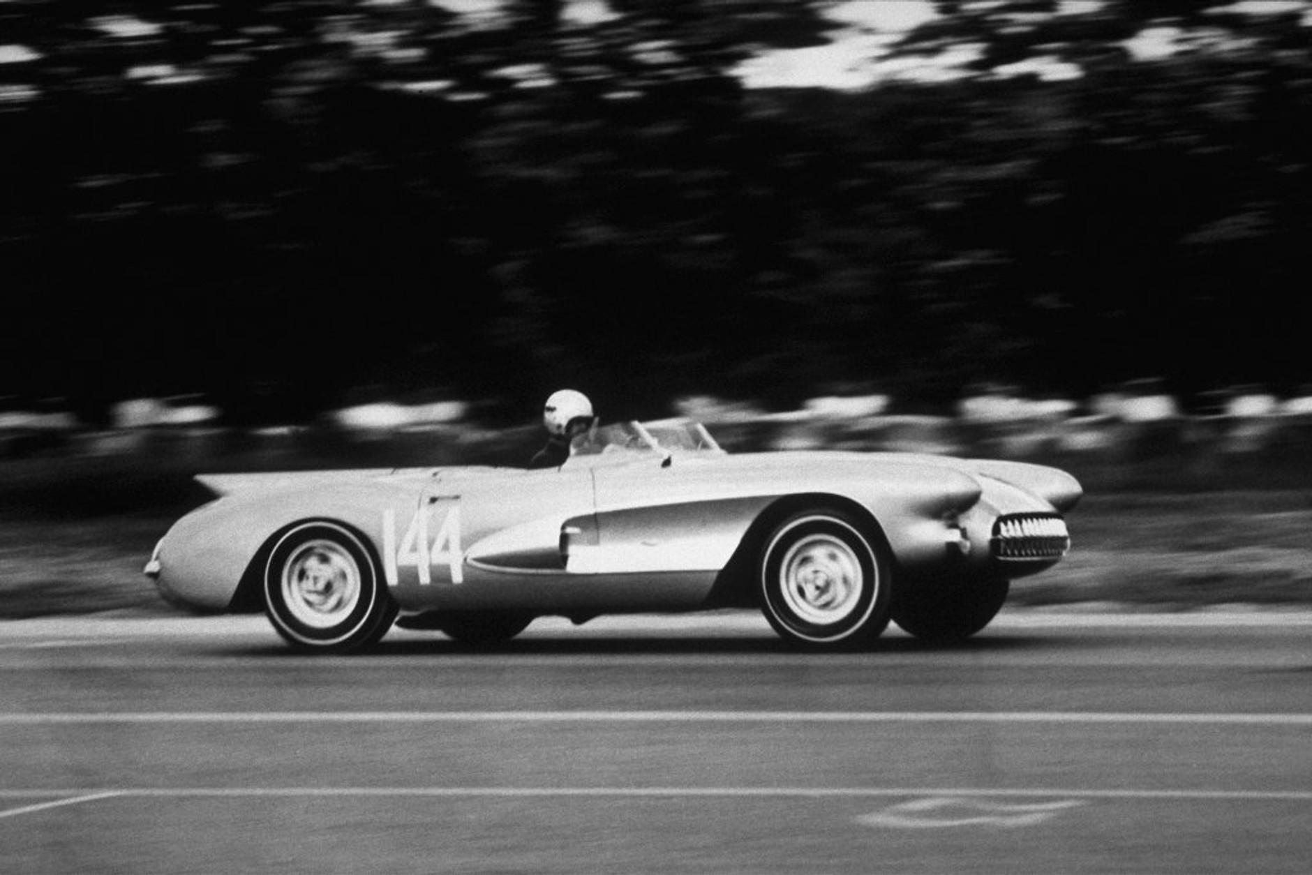 Chevrolet Corvette - Rakieta amerykańskich szos