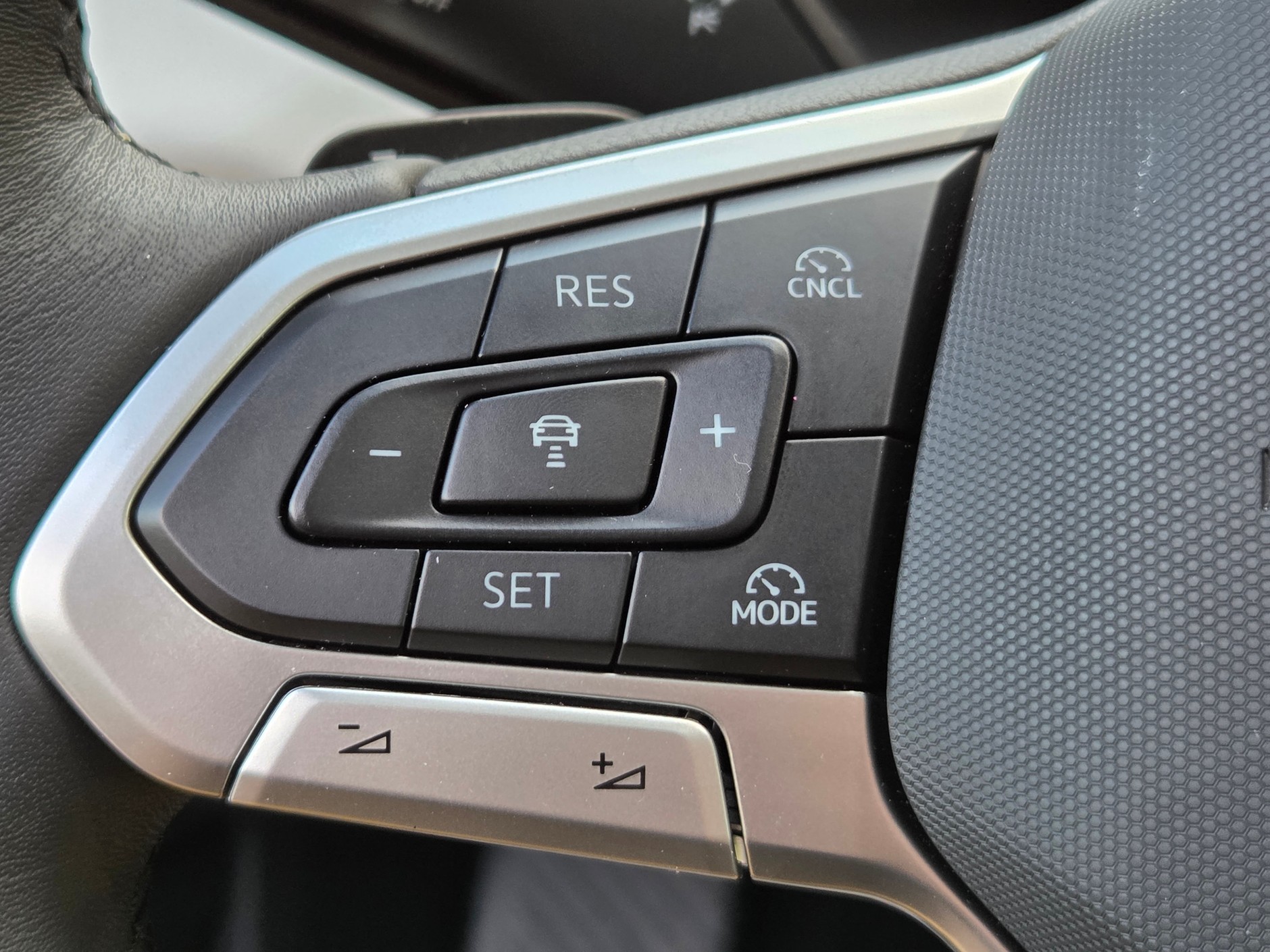 Volkswagen T-Roc 1.5 eTSI Style 2026