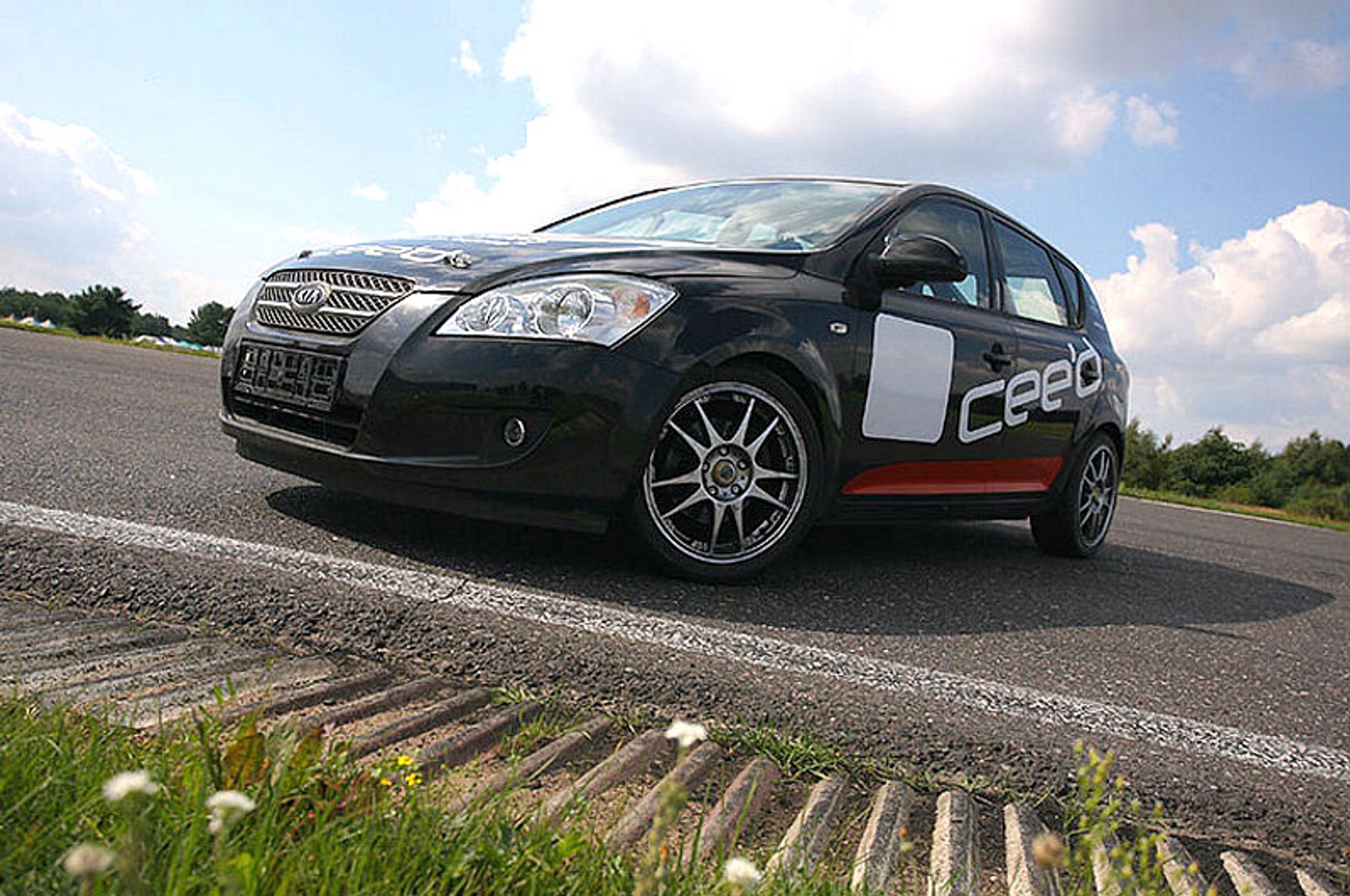 Kia Cee´d Cup 2008: Inicjatywa polskiego importera