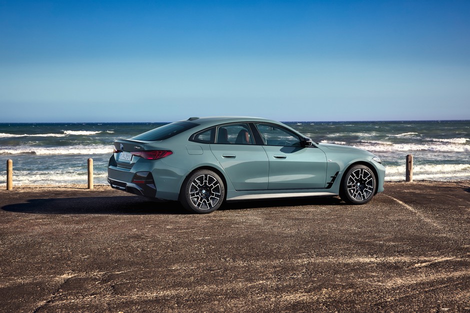 BMW i4 2024