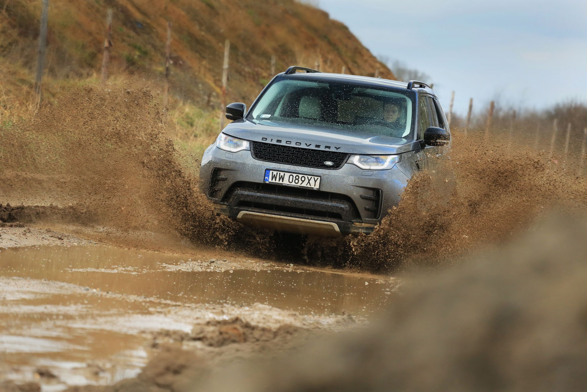 Land Rover Discovery 3.0 Si6 - prestiż gwarantowany