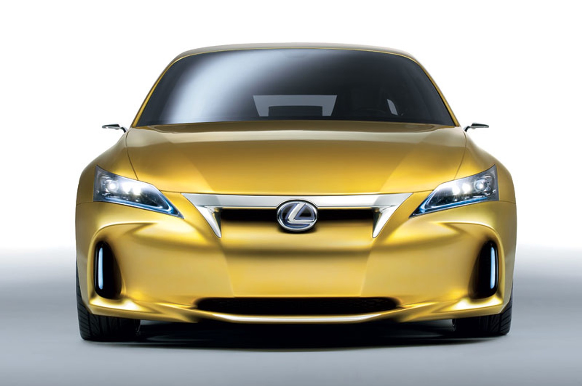 Lexus LF-Ch - lexusowy kompakt