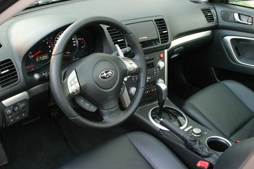 Subaru Outback 3.0 - Właściwy kierunek