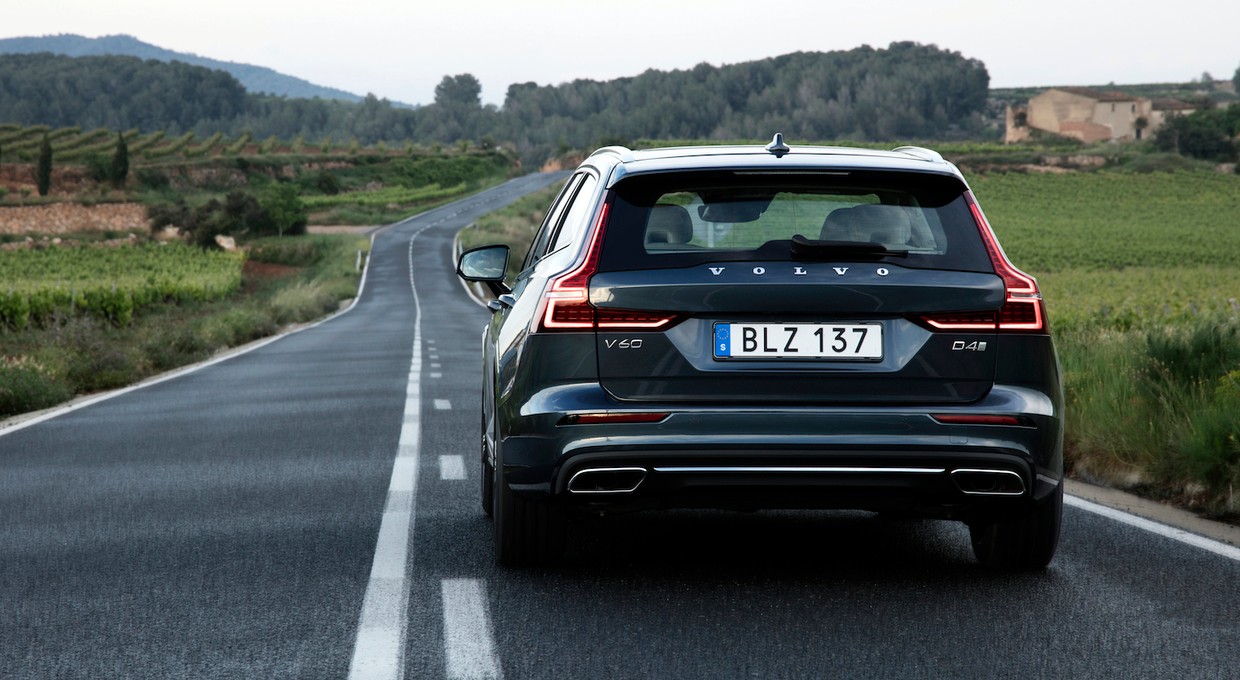 Volvo V60 – takie powinno być kombi | Test