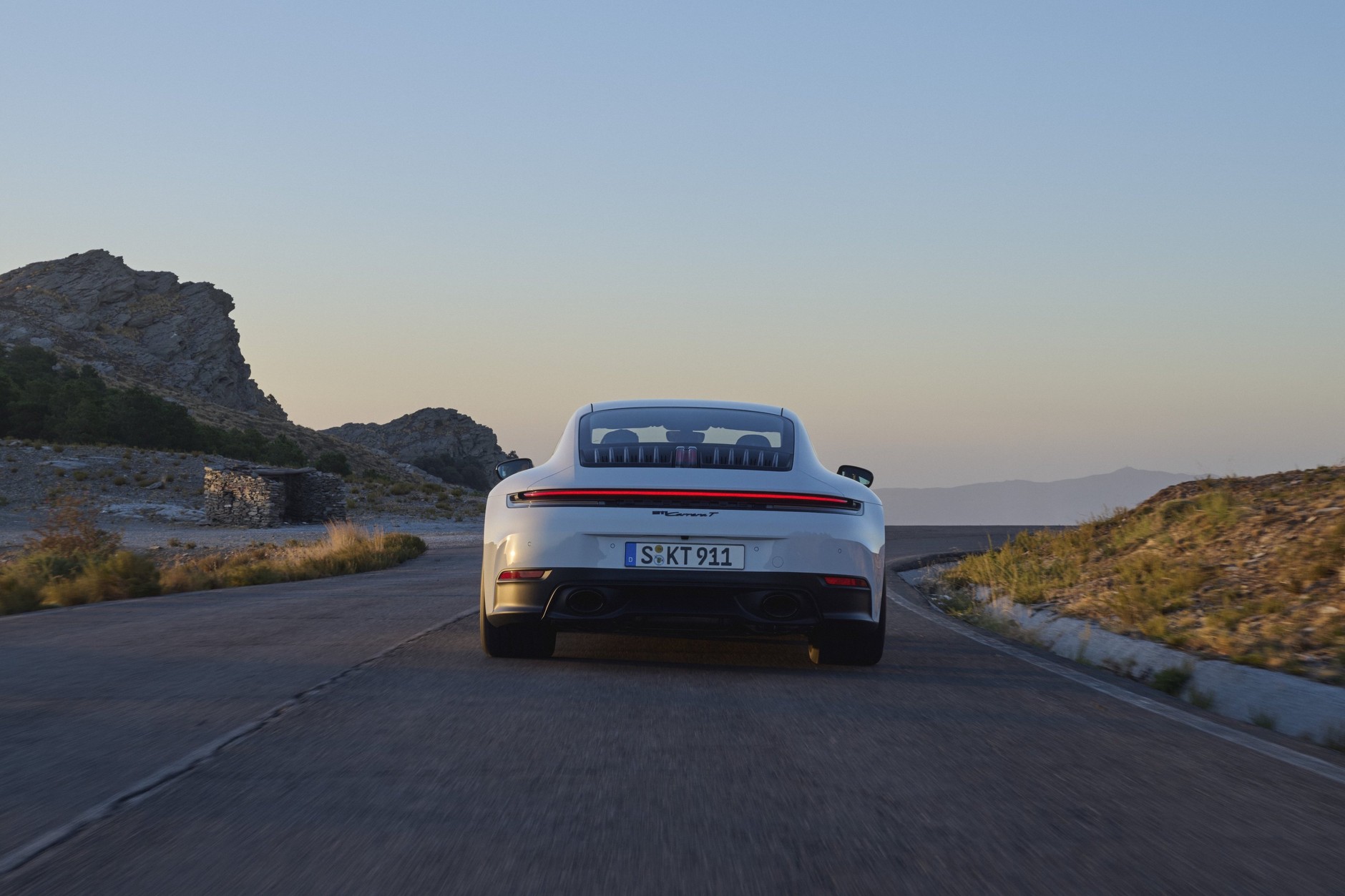 Nowe Porsche 911 Carrera T