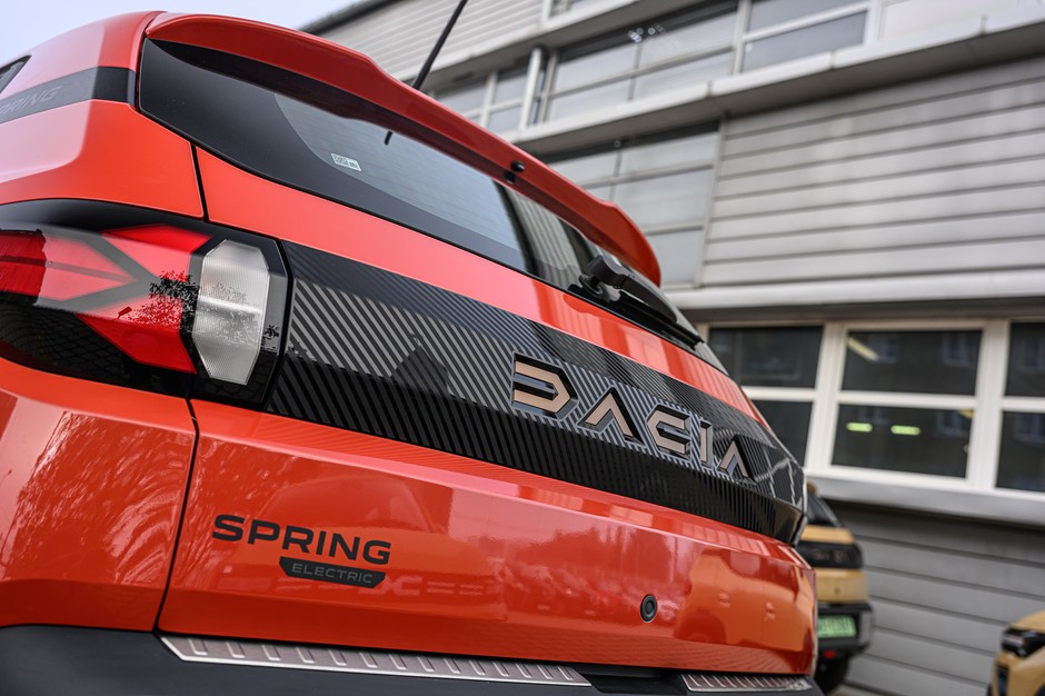 Nowa Dacia Spring 2024