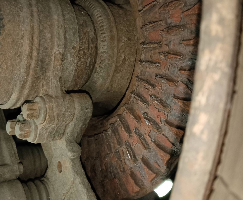 Inspektorzy ITD zatrzymali do kontroli ciężarówkę z naczepą. Kierowca dalej już nie pojechał