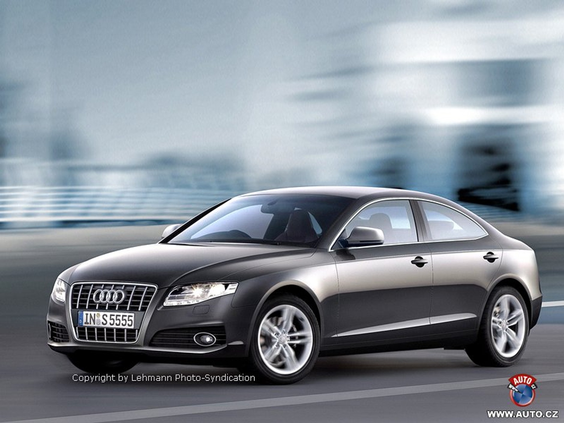 IAA Frankfurt 2007: Audi A4 bronią na BMW i Mercedesa