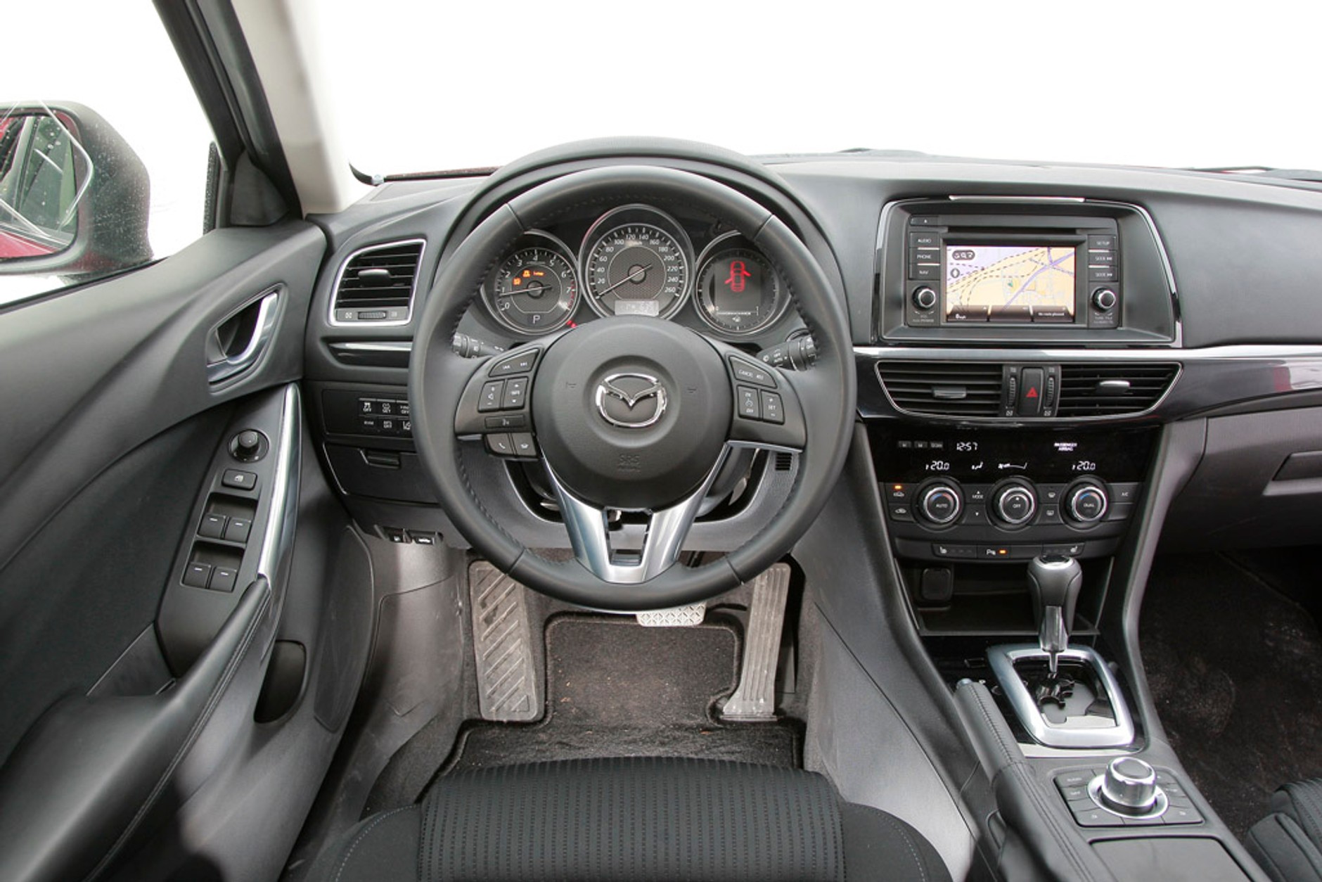 Test nowej Mazdy 6: kombi nie tylko dla oka