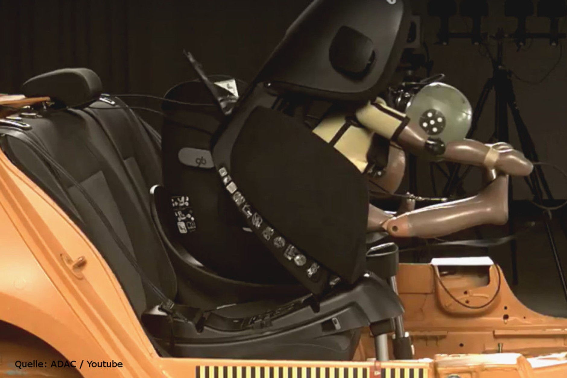 Test fotelików ADAC: dwa modele niebezpieczne dla dzieci!