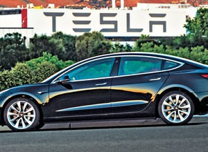 Tesla Model 3 - sukces czy porażka?