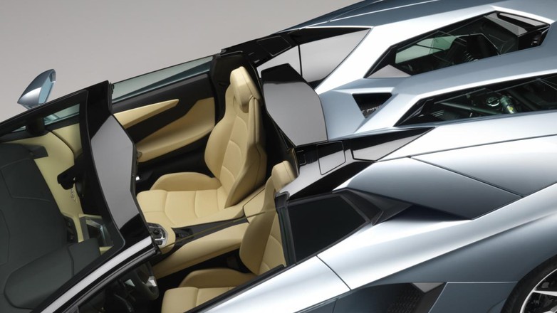 Lamborghini Aventador LP 700-4 Roadster 2013