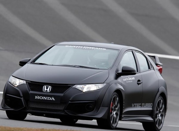 Pierwsza jazda nową Hondą Civic Type R