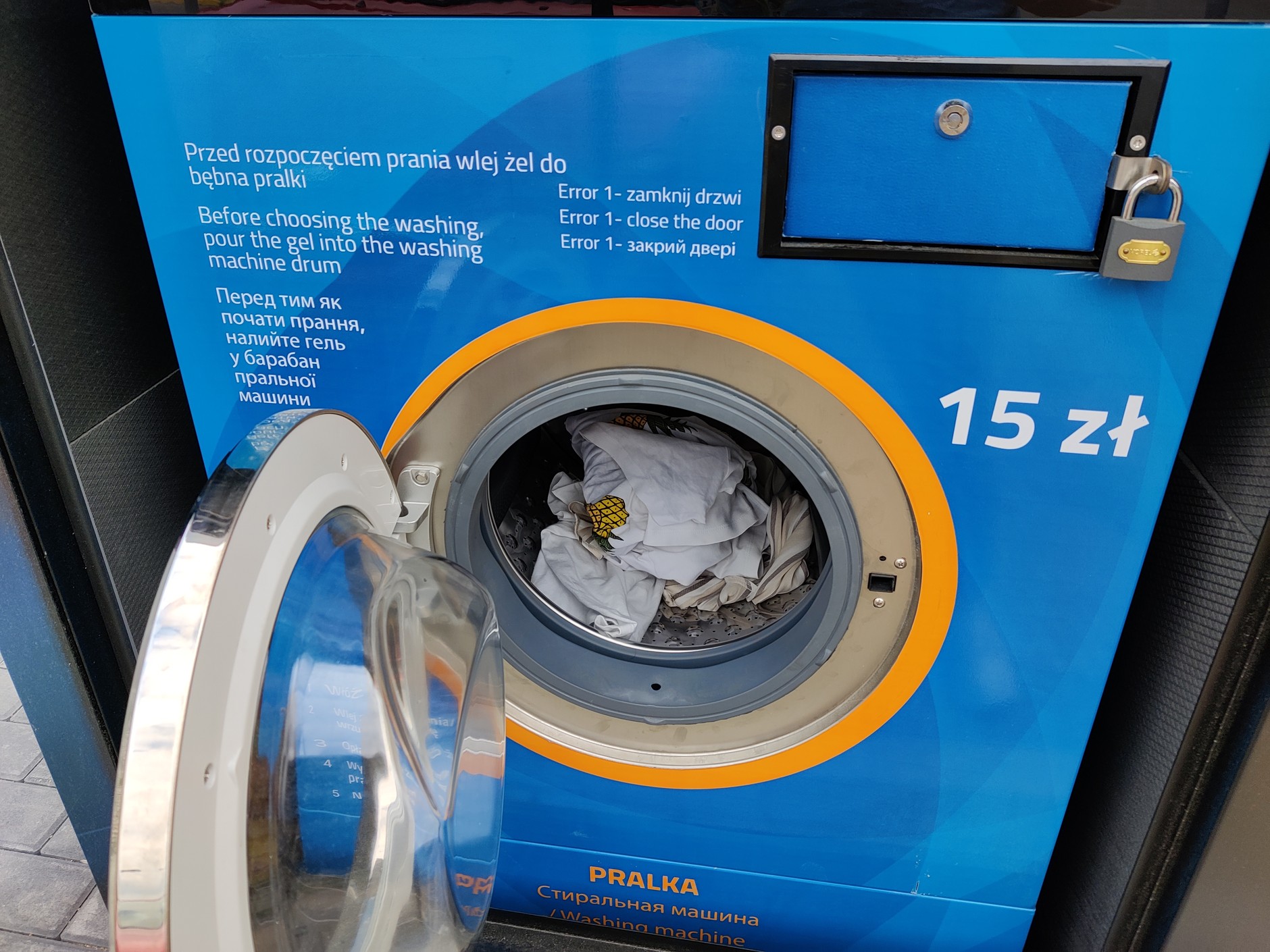 Pojechałem wyprać rzeczy na... stację benzynową. Nie obyło się bez wpadek