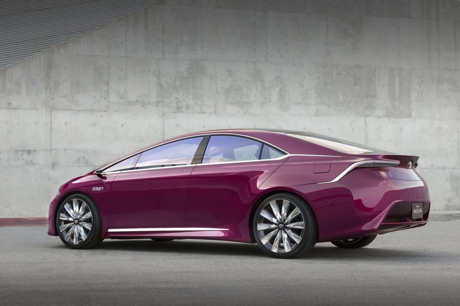 Toyota NS4: auto przyszłości