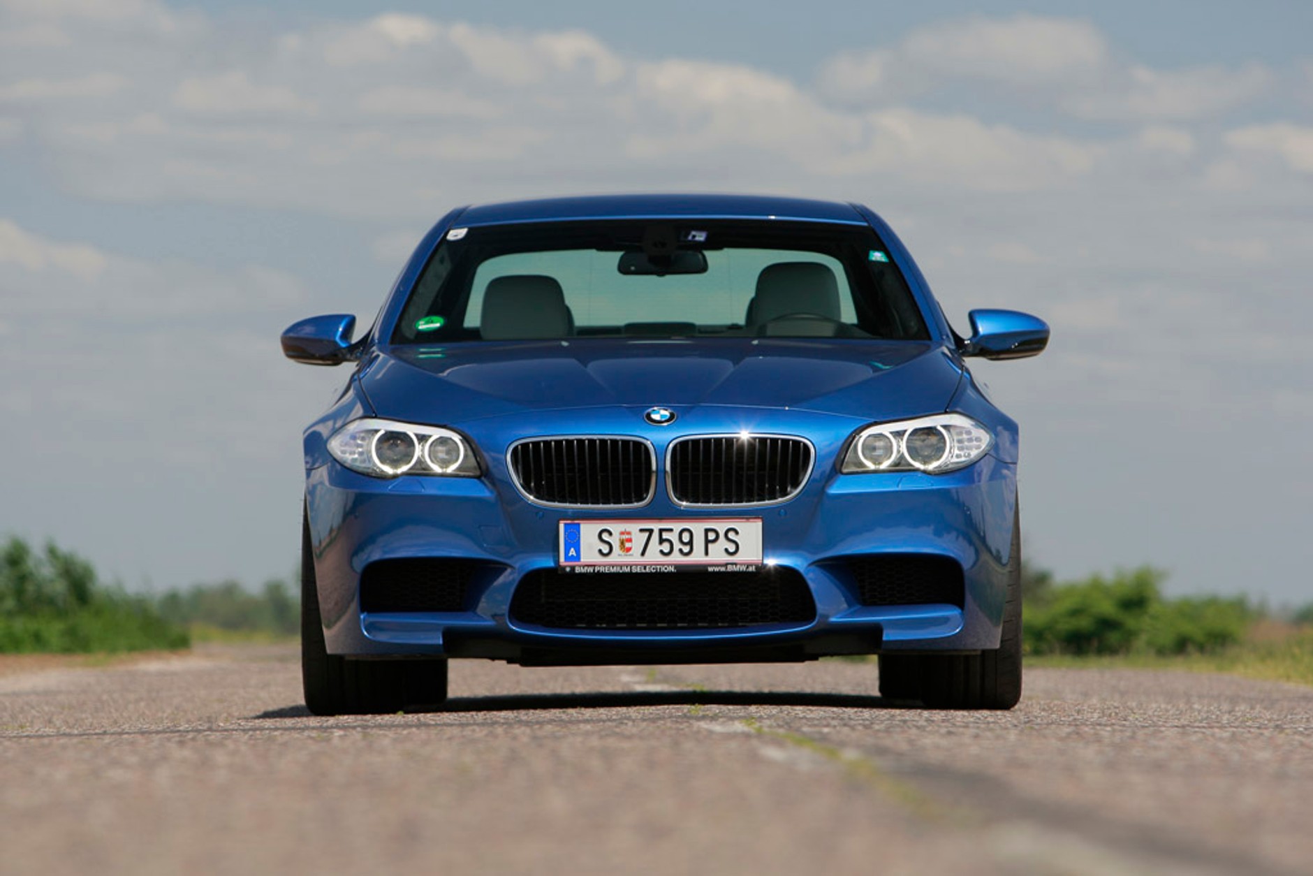 BMW M5: wirtuoz driftu i nie tylko