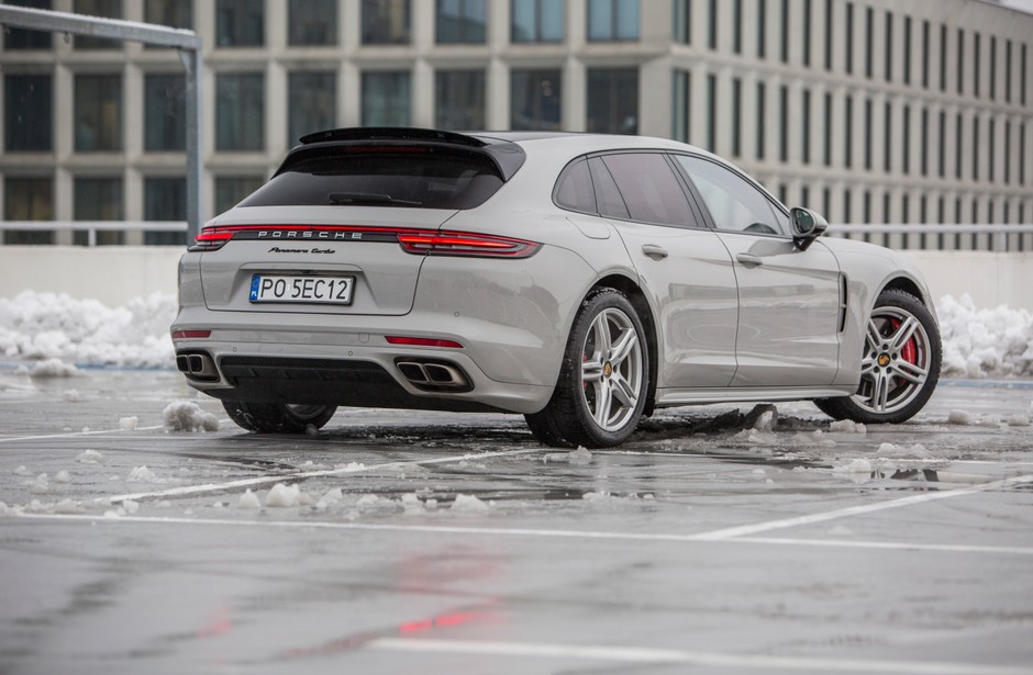 Porsche Panamera Sport Turismo Turbo