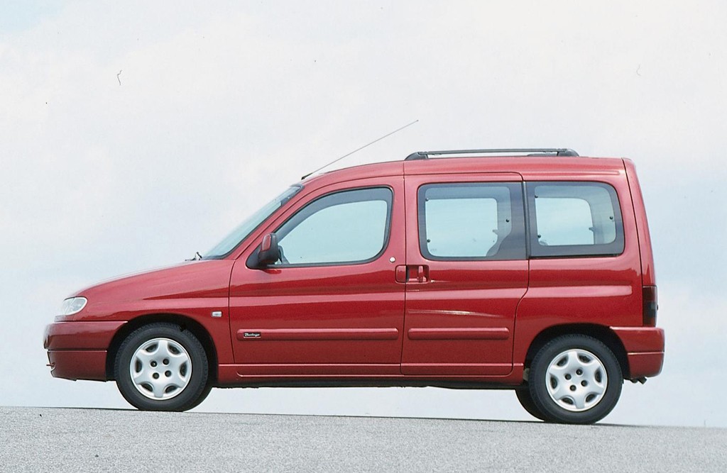 Vany do zadań specjalnych - Mercedes Vaneo kontra Citroen Berlingo i Renault Kangoo